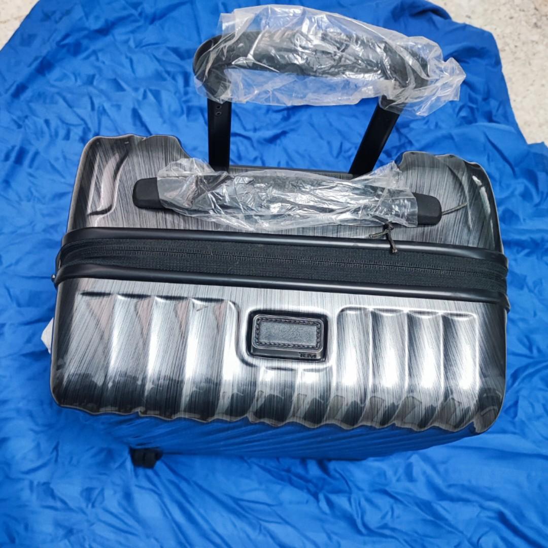 Tumi 19 Degree Polycarbonate Carry On Hobbies Toys Travel