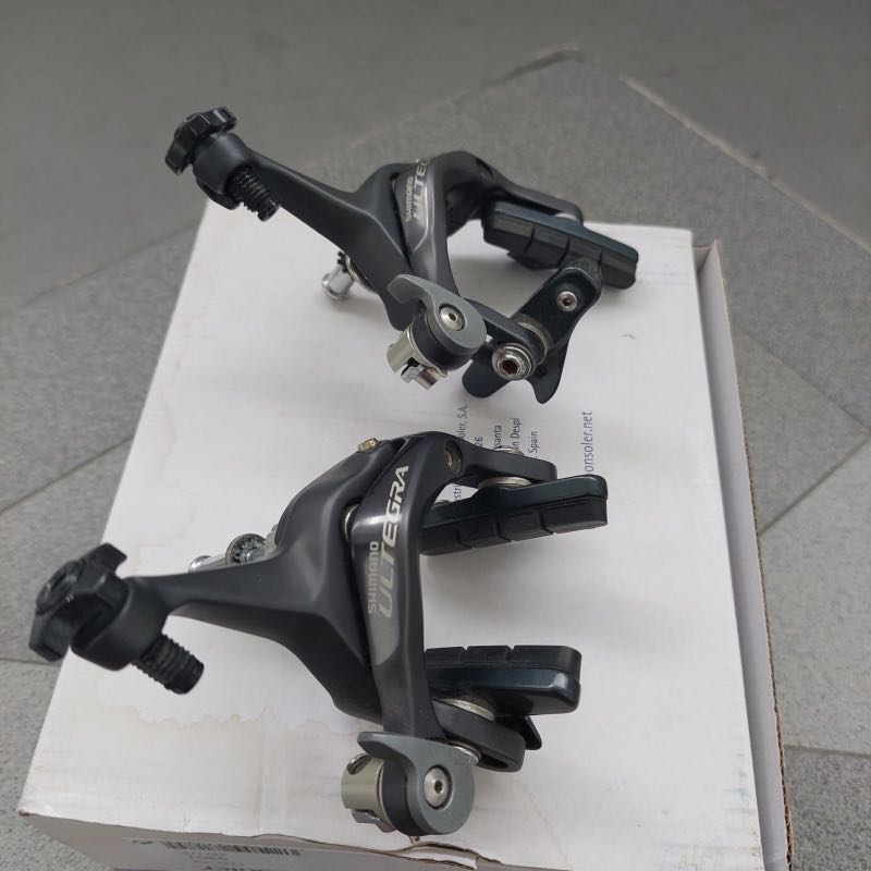 Ultegra 6700 Brake Calipers Pair Sports Equipment Bicycles