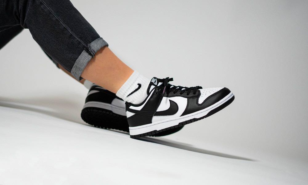 black white dunk low womens
