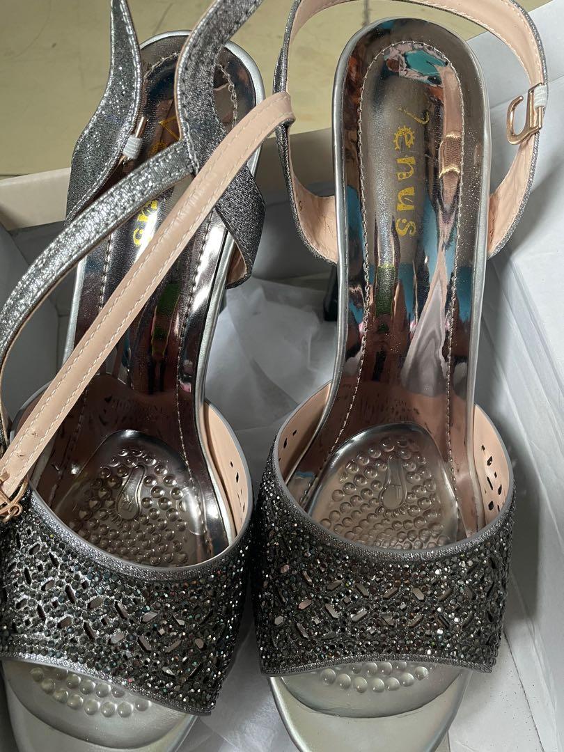 Venus sandal price store