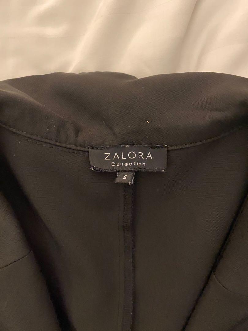 Zalora Dress (Category: Dresses) located in Cebu City. Submitted by vanmags (Listing ID 1171125538, Image 3). Description: Good as brand new No flaws Rfs: decluttering .
