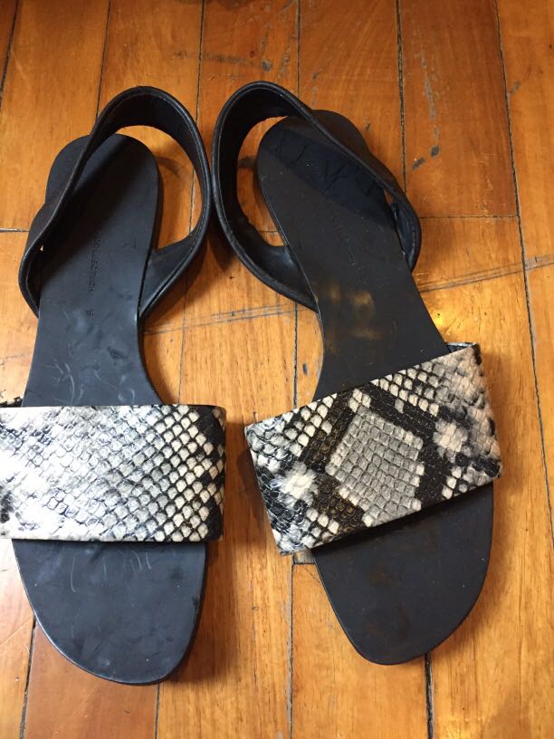 Zara snakeskin flat sandals Women s Fashion Footwear Flats