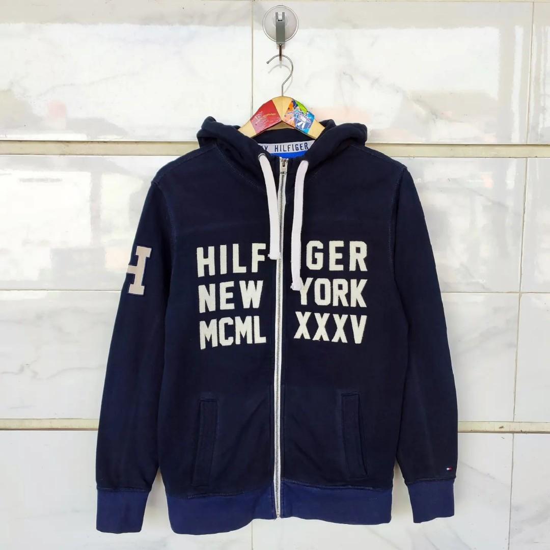 Tommy hilfiger deals vintage fit hoodie