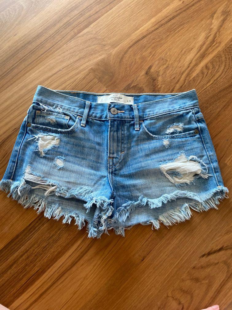 Abercrombie & Fitch ribbed shorts, Women's Fashion, Bottoms, Shorts on