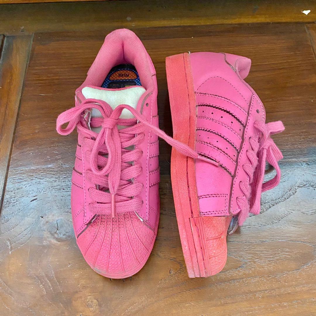 hot pink shell toe adidas