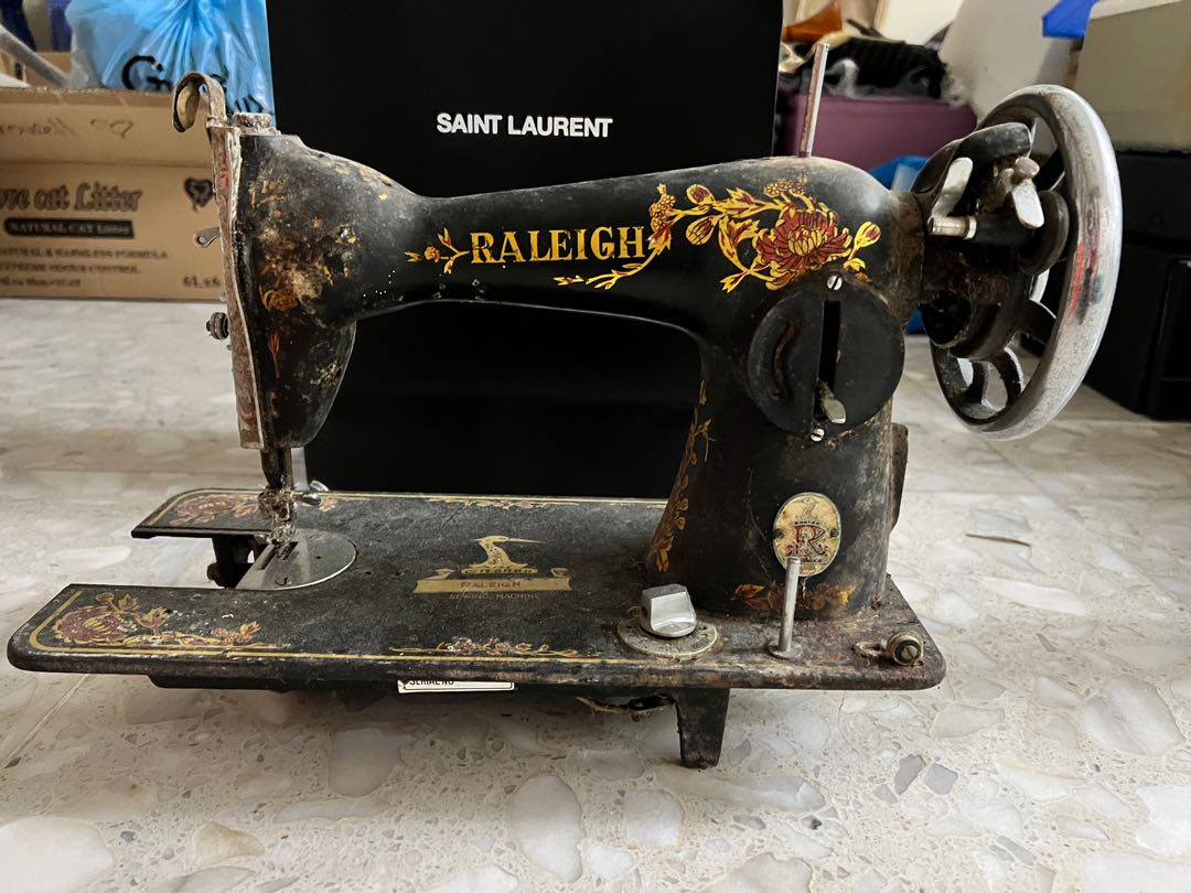 Antique Sewing Machine, TV & Home Appliances, Other Home Appliances on