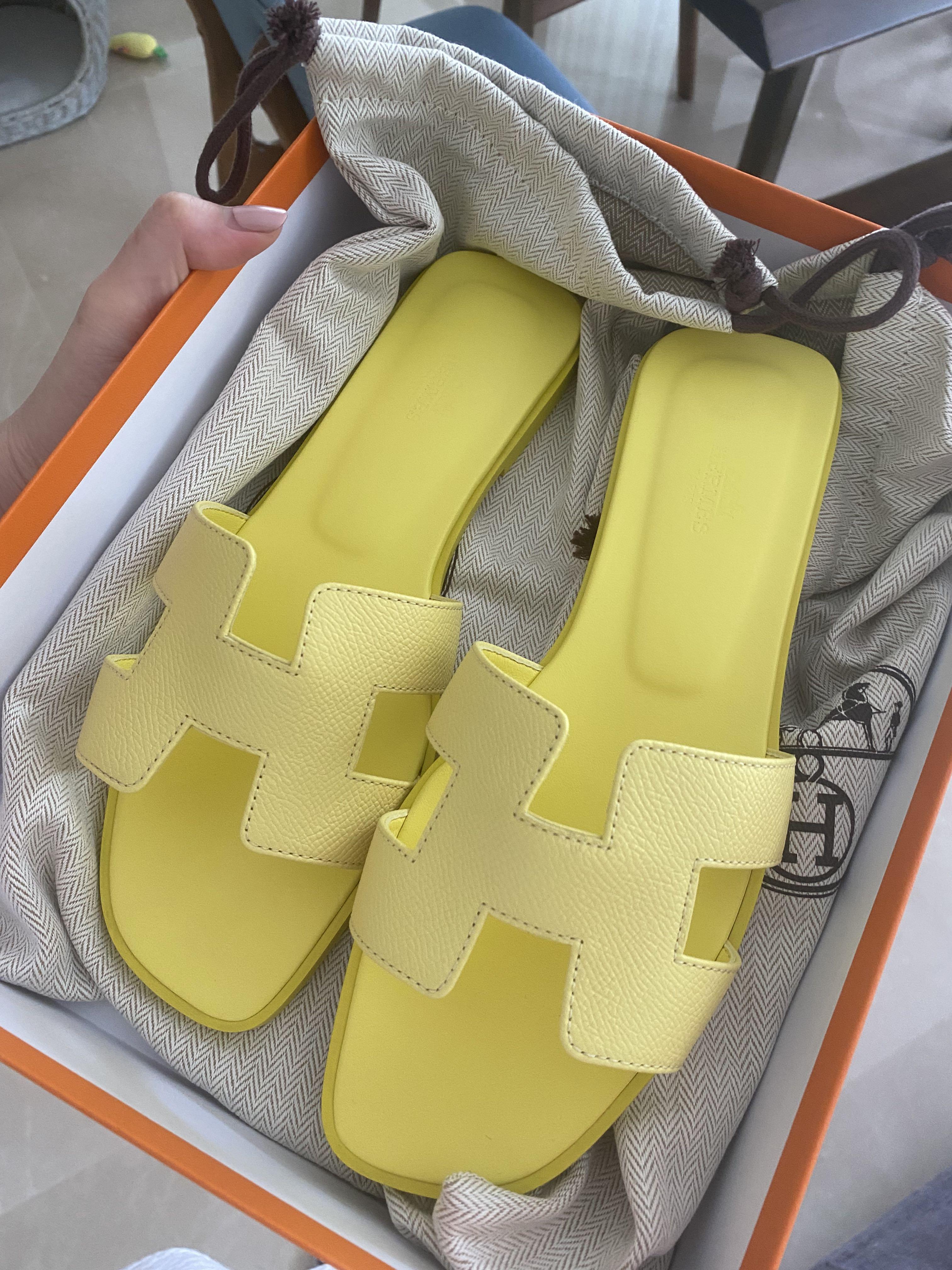 Hermes hot sale sandals yellow