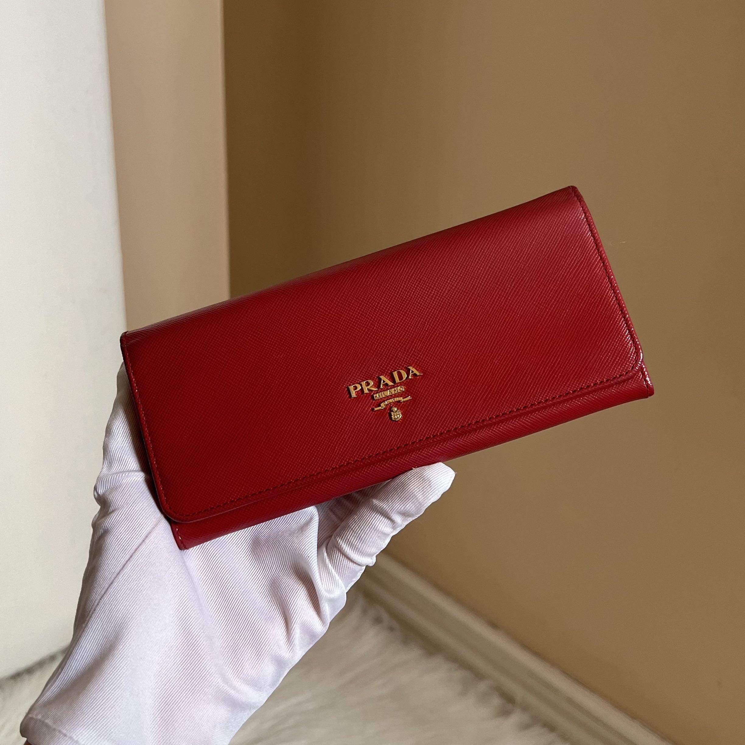 Authentic Preloved Prada Red Saffiano Long Wallet in GHW, Luxury, Bags &  Wallets on Carousell