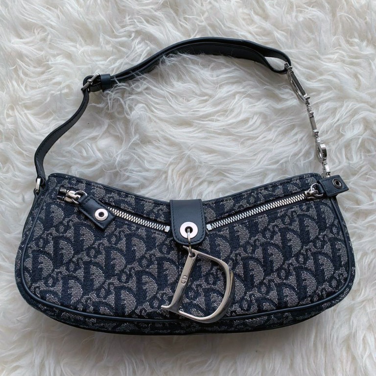 Christian dior baguette bag sale