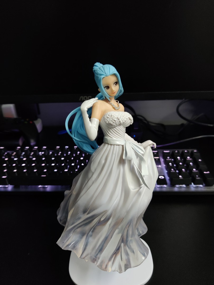 Banpresto One Piece Lady Edge Wedding Nefertari Vivi, Hobbies & Toys