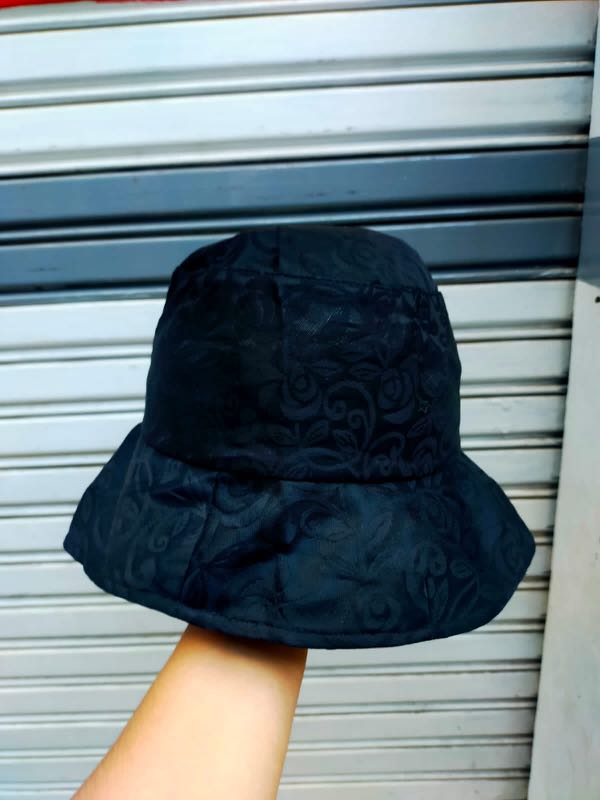 Bucket Hat Ucla, Fesyen Wanita 