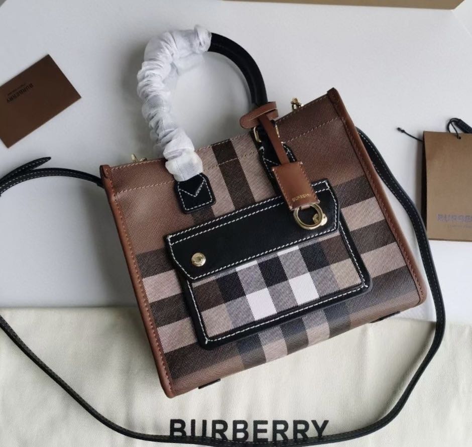 Burberry mini 格紋Freya tote bag, size-23/8/19, 名牌, 手袋及銀包 