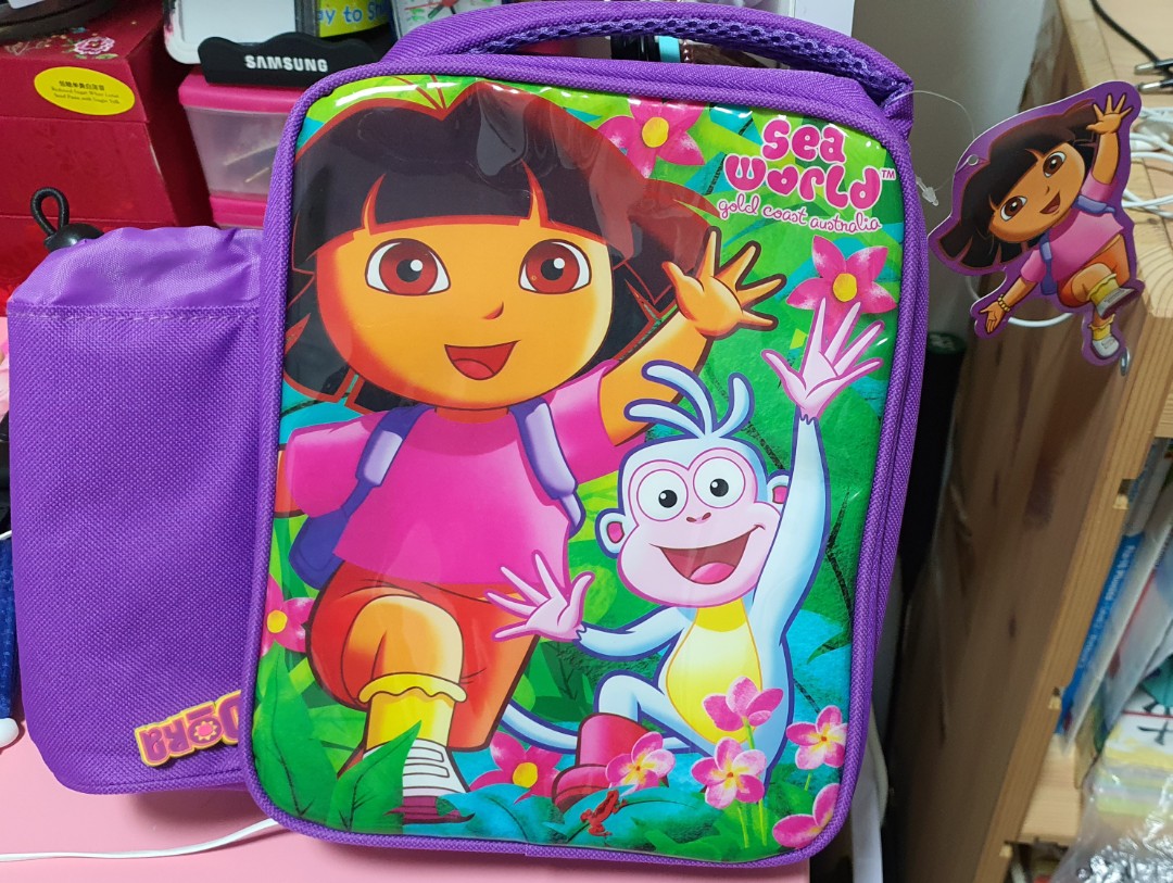 dora the explorer lunch box