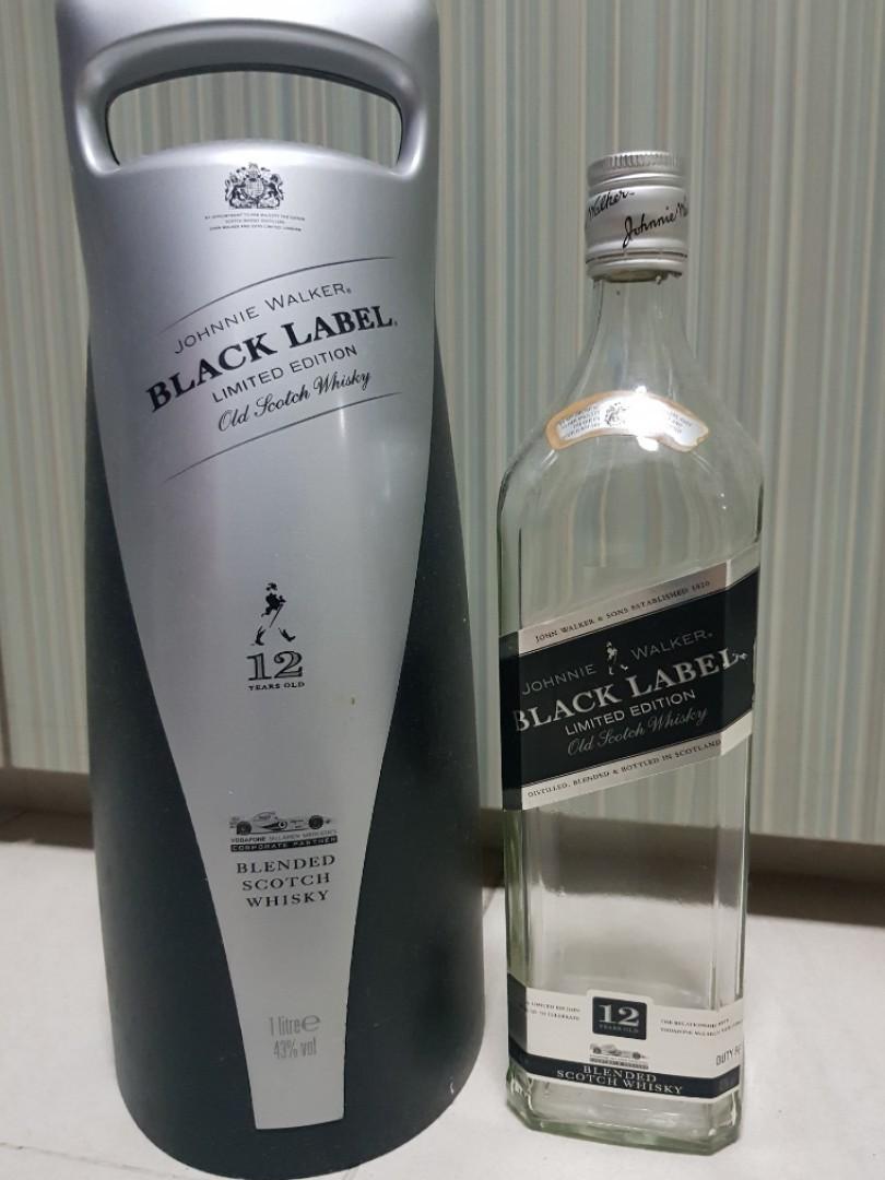 Johnnie Walker Black Label Empty container & glass bottle, Food & Drinks, Alcoholic Beverages