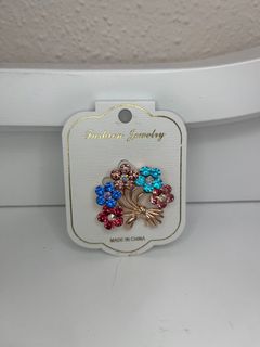 (Category: ) located in . Submitted by chicvintage (Listing ID 1171369348, Image 1). Description: .
