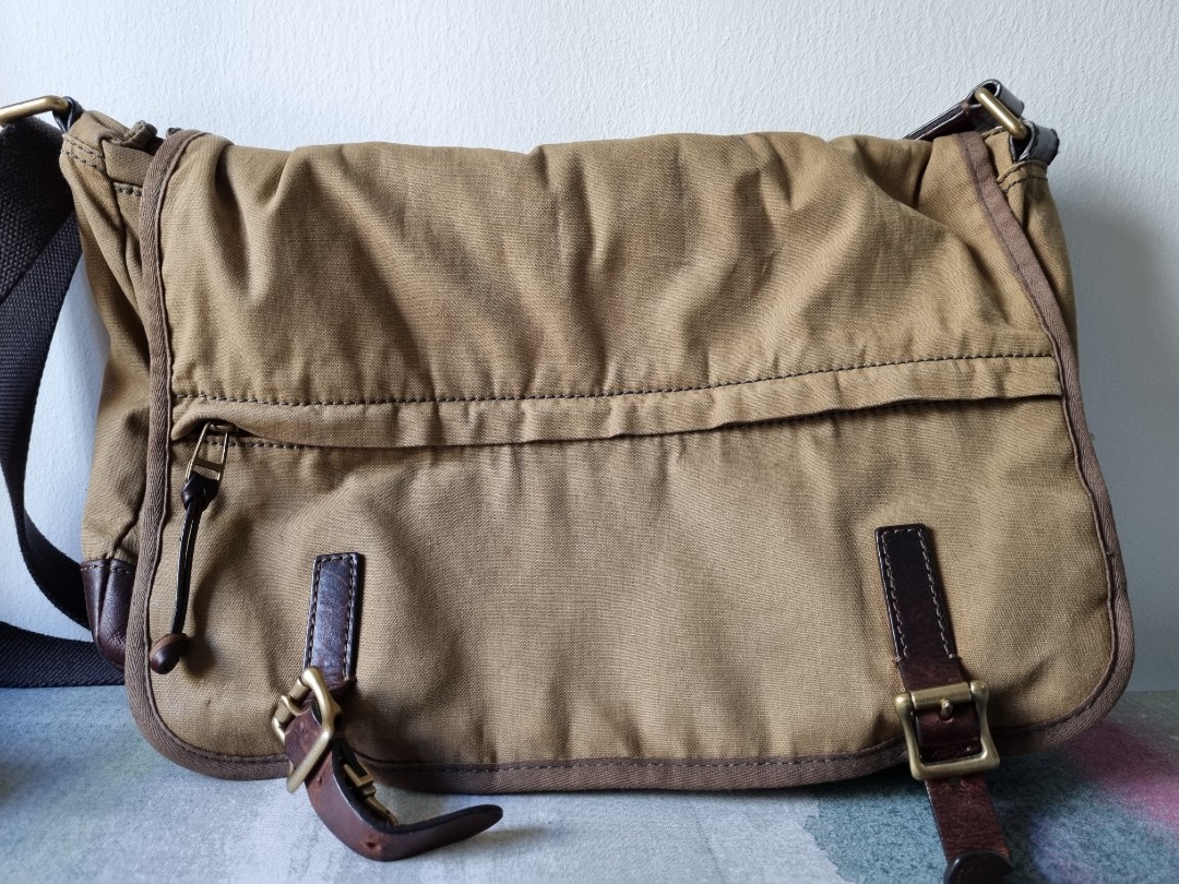 Fossil Waxed Canvas Messenger Bag