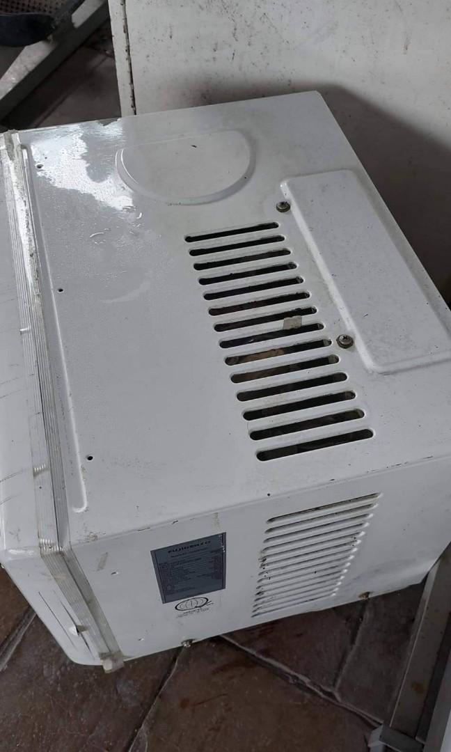 Fujidenzo 0.6 horsepower aircon semi inverter, TV & Home Appliances