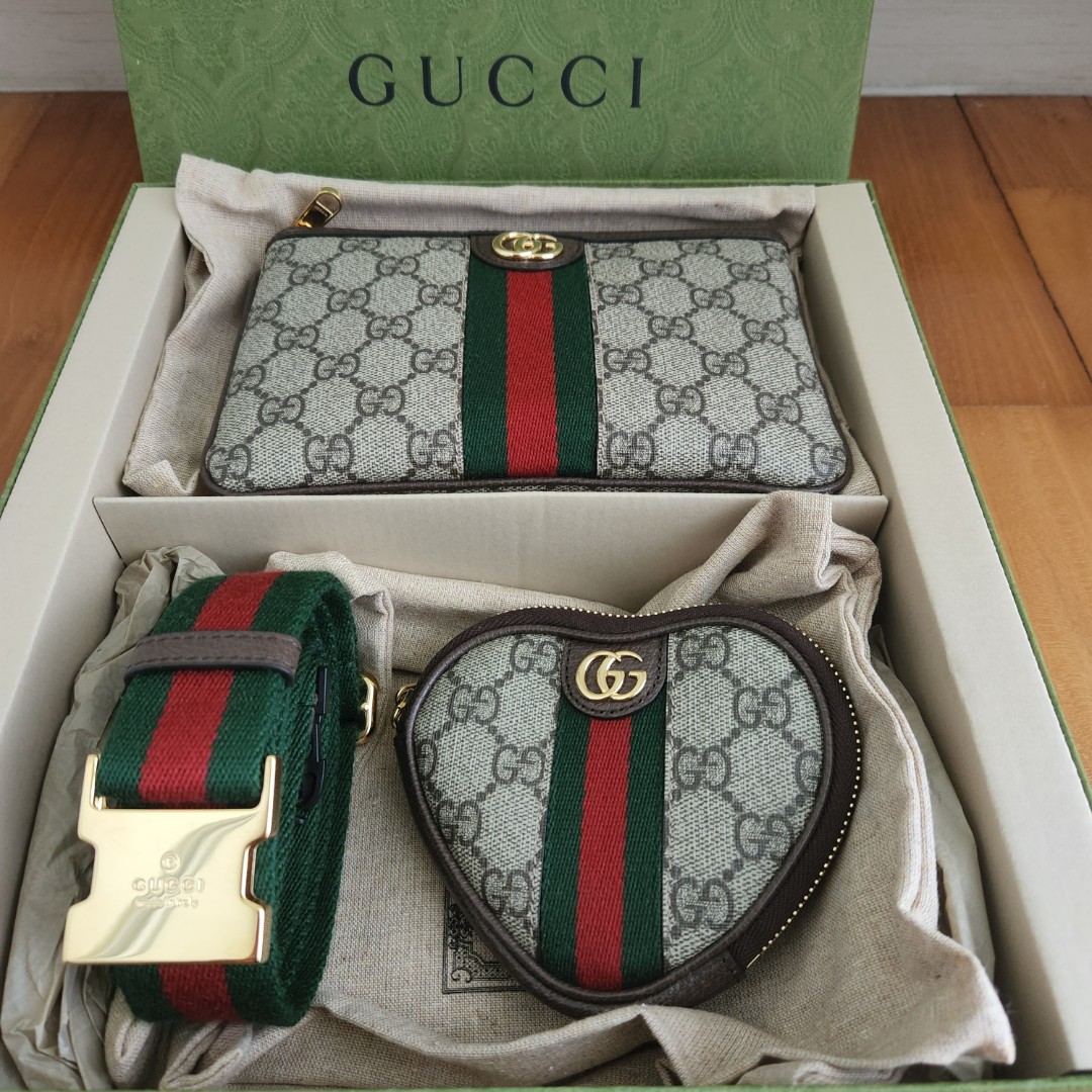 100% Authentic Gucci GG Supreme Monogram Sac Plat Unisex Tote Bag 💼,  Women's Fashion, Bags & Wallets, Tote Bags on Carousell