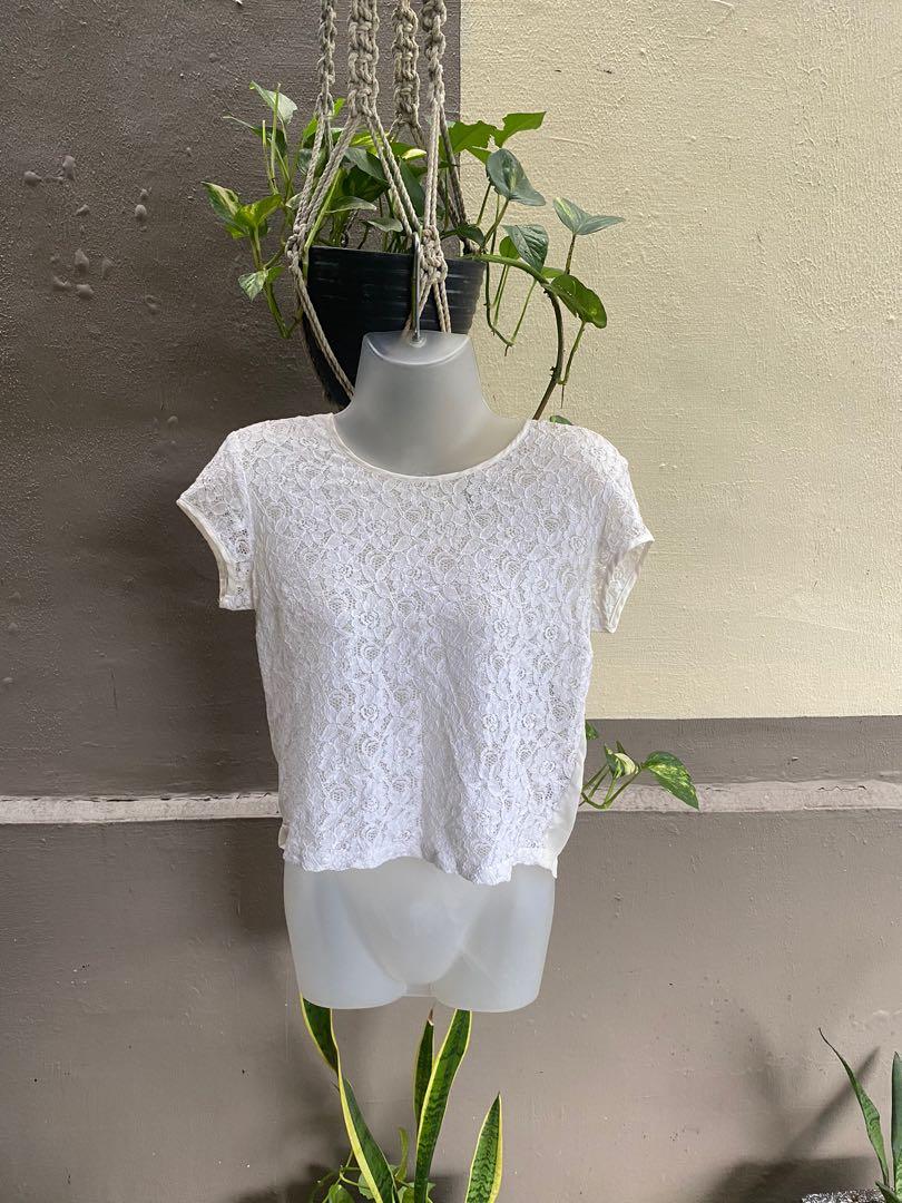 H and m white lace top online