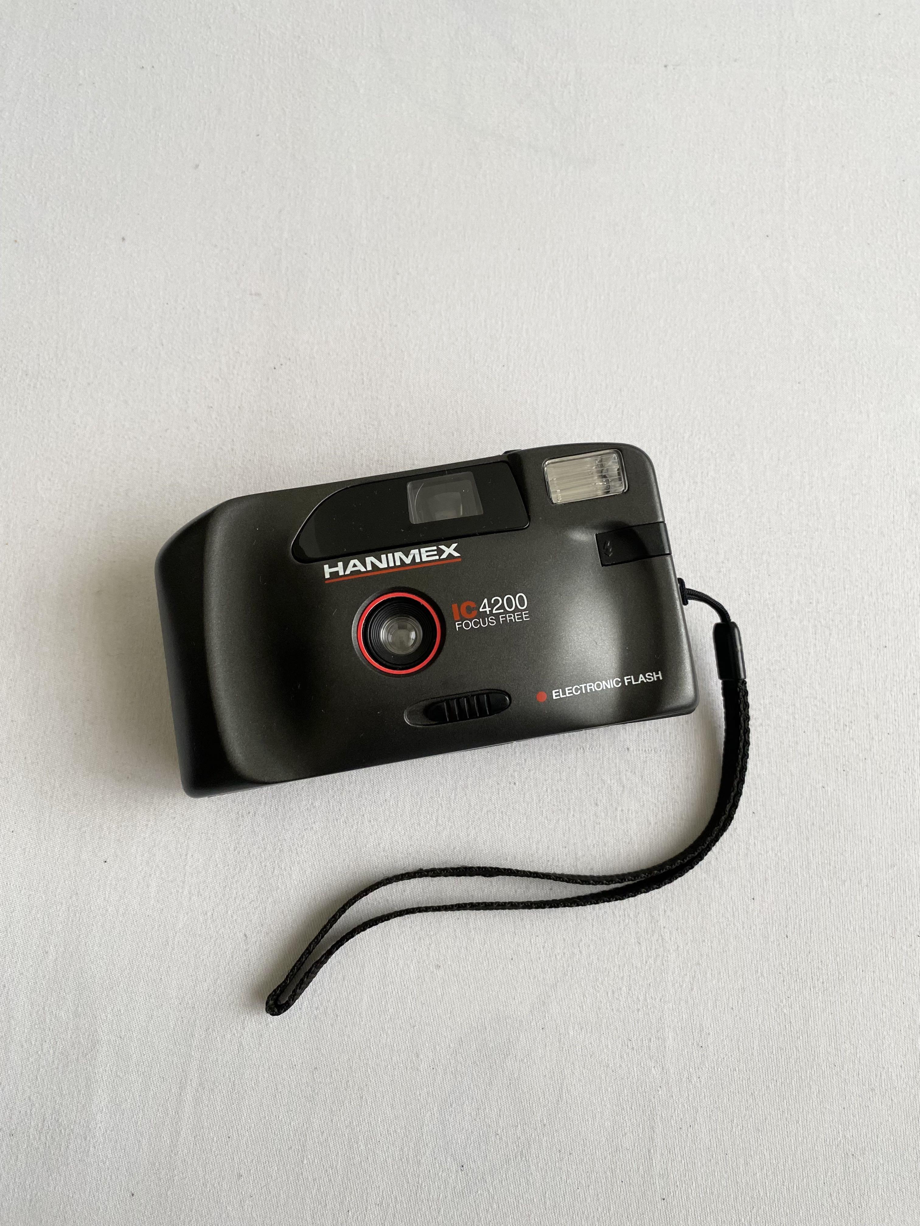 Hanimex IC4200 point and shoot film camera, Photography, Cameras on
