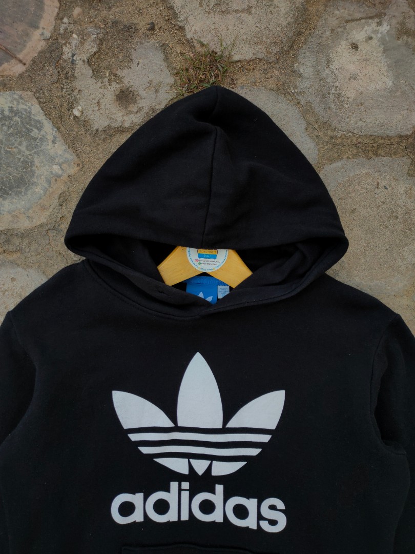 Hoodie Adidas Second Original hoodie adidas trefoil second, Fesyen Pria,  Pakaian , Atasan di Carousell