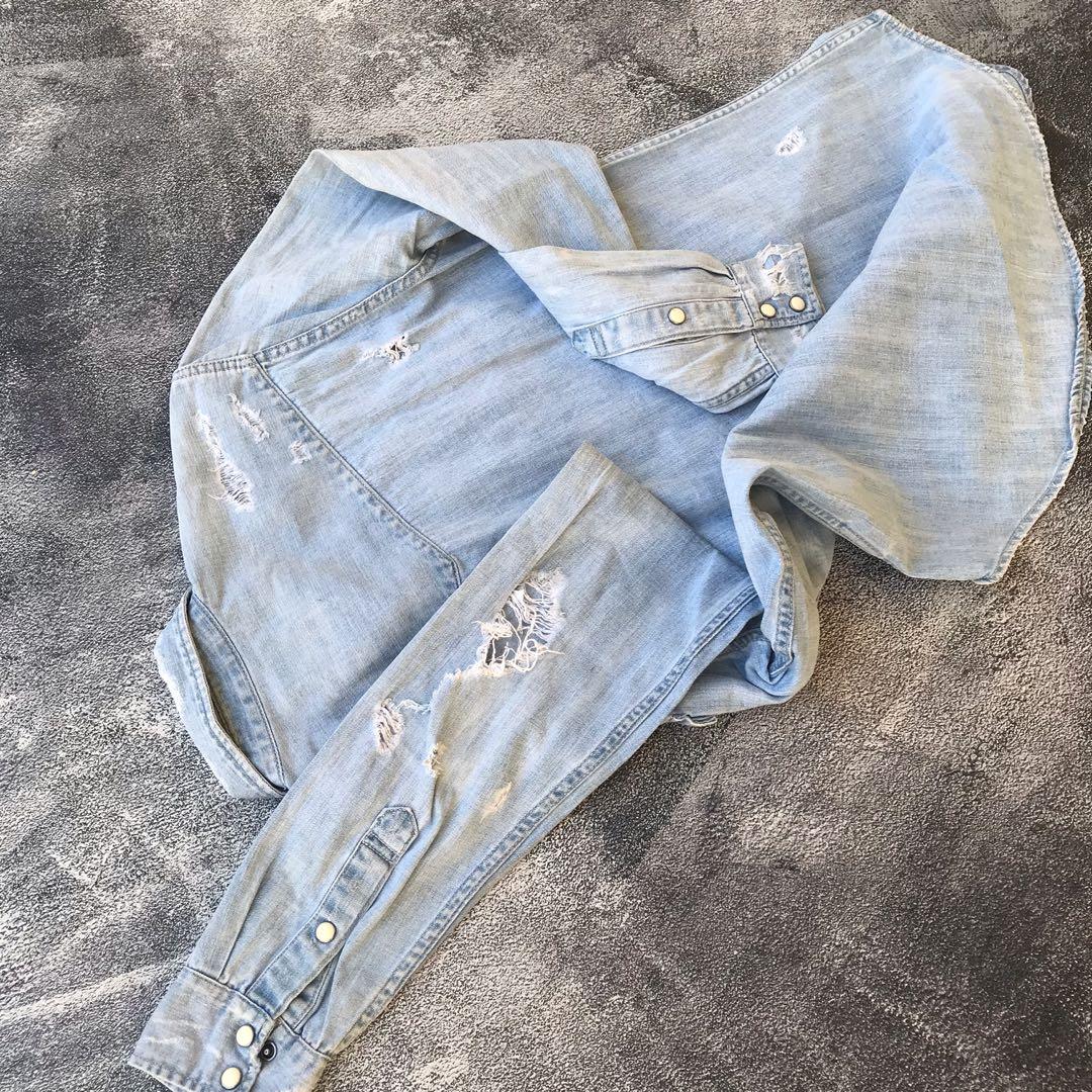 kemeja jeans/denim ripped jeans GAP 
