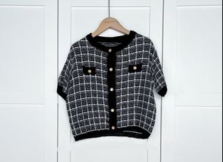 Made In Korea Classy Black Tweed Pearl Button Cardigan Outer Top Korean Versatile Elegant Chanel-style Black Pearl Button 2-way Black and White Tweed Plaid Coat Top64201445147521110