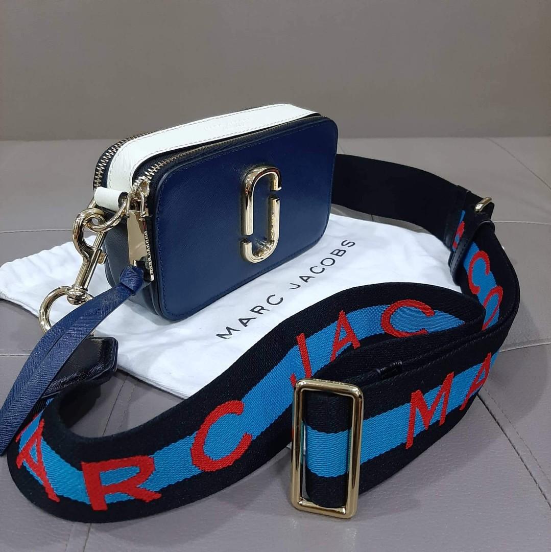 Marc Jacobs Camera Bag, Luxury, Bags & Wallets on Carousell