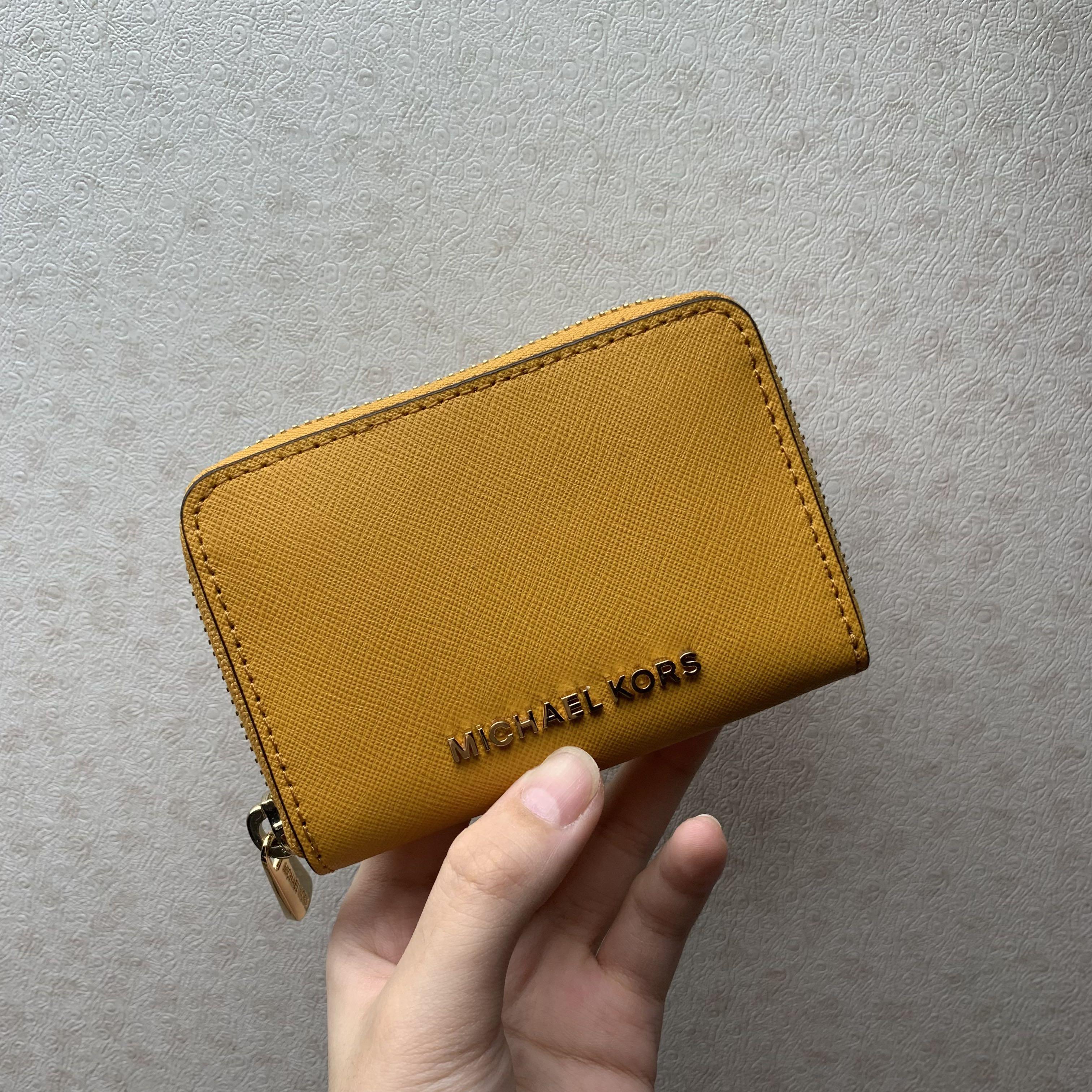 Michael Kors 高級質感立體Logo零錢卡包, 名牌精品, 精品配件在旋轉拍賣