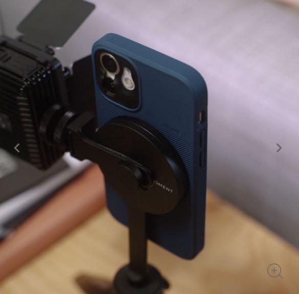 Moment Tripod Mount for MagSafe Landscape & Portrait, Mobile Phones