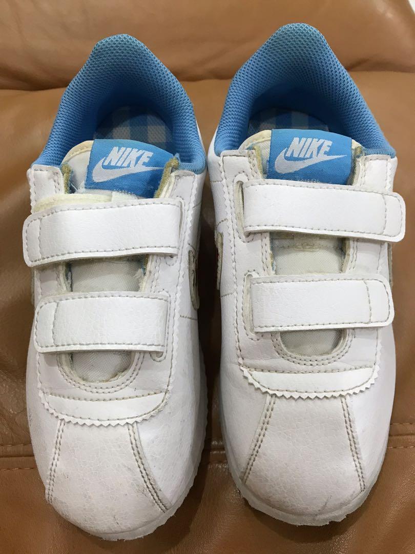 Nike sales 1y size