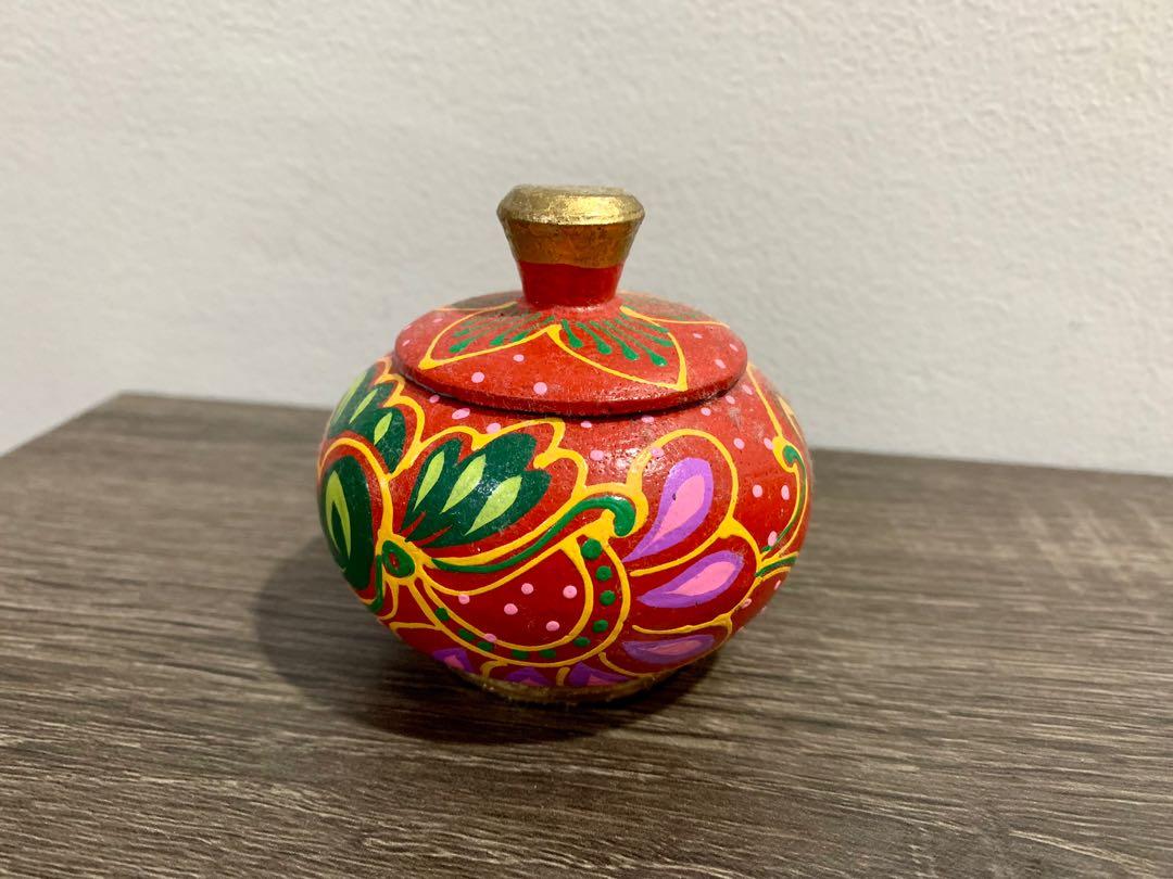 Painted paper mache trinket holder with lid (Category: Other Home Decor) located in Davao. Submitted by pilmarmustdeclutter (Listing ID 1171340322, Image 2). Description: P100 excluding sf.