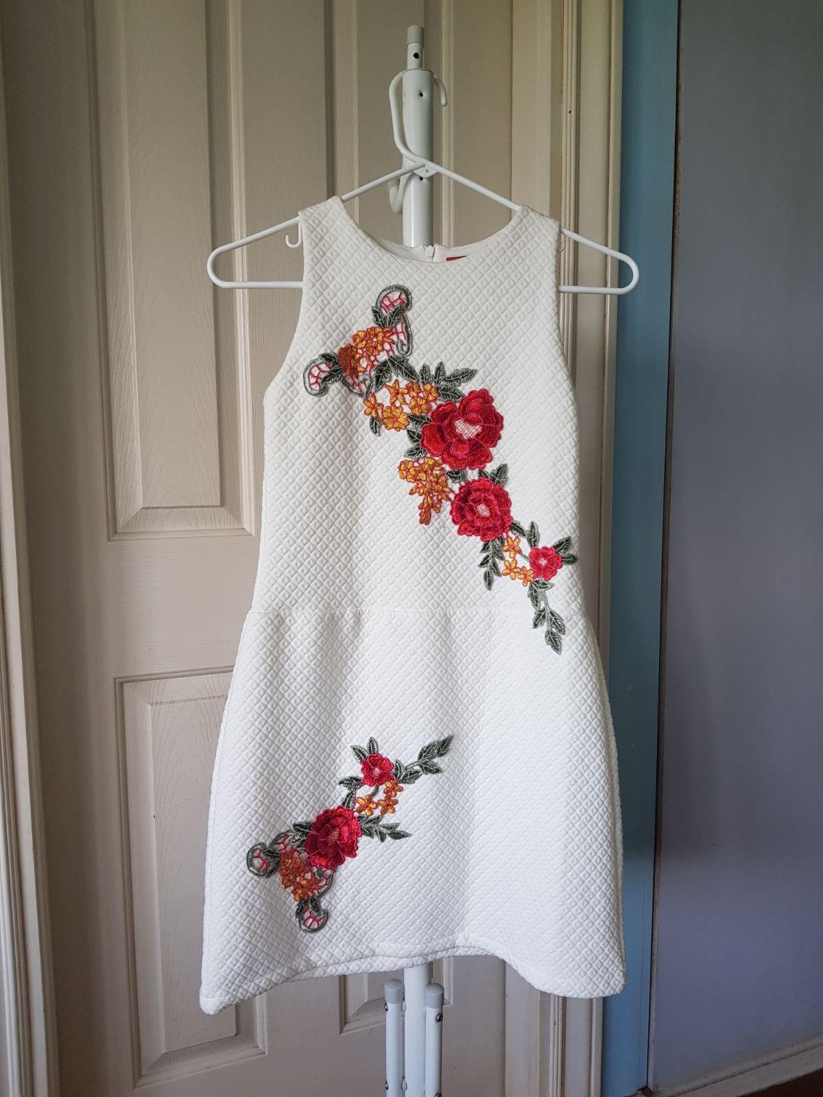 Peppermint girl dress online