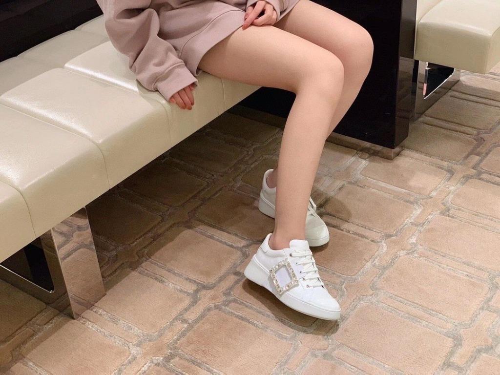Roger RV women s lace up flat sneaker sport tennis shoes outdoor skateboard shoes size35 41
