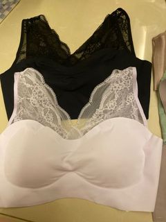 (Category: ) located in . Submitted by cocoanna (Listing ID 1171418486, Image 1). Description: .