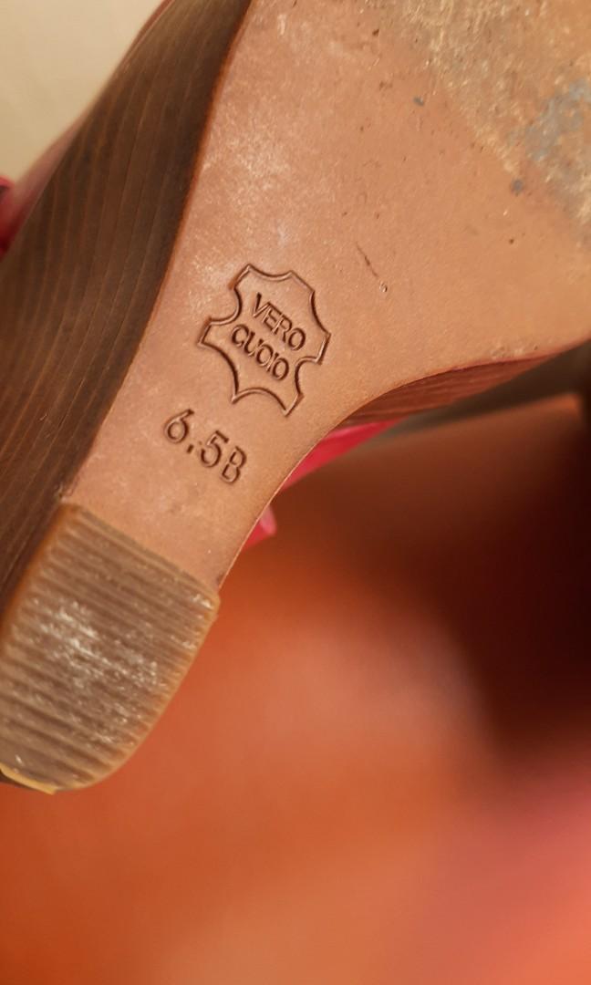 Shoebox New York, Women's Fashion, Footwear, Wedges on Carousell