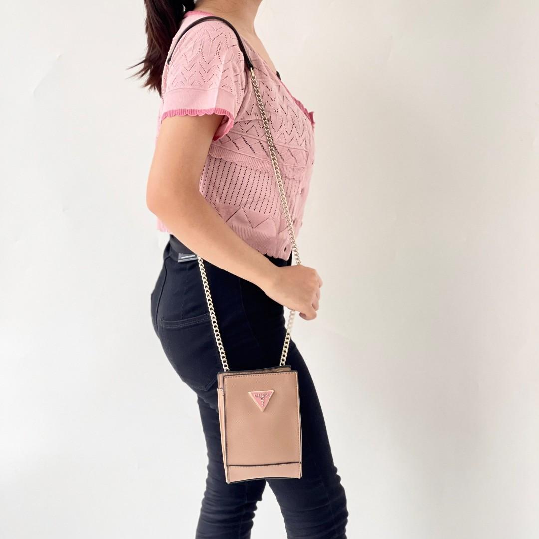 Guess mobile pouch keychain store