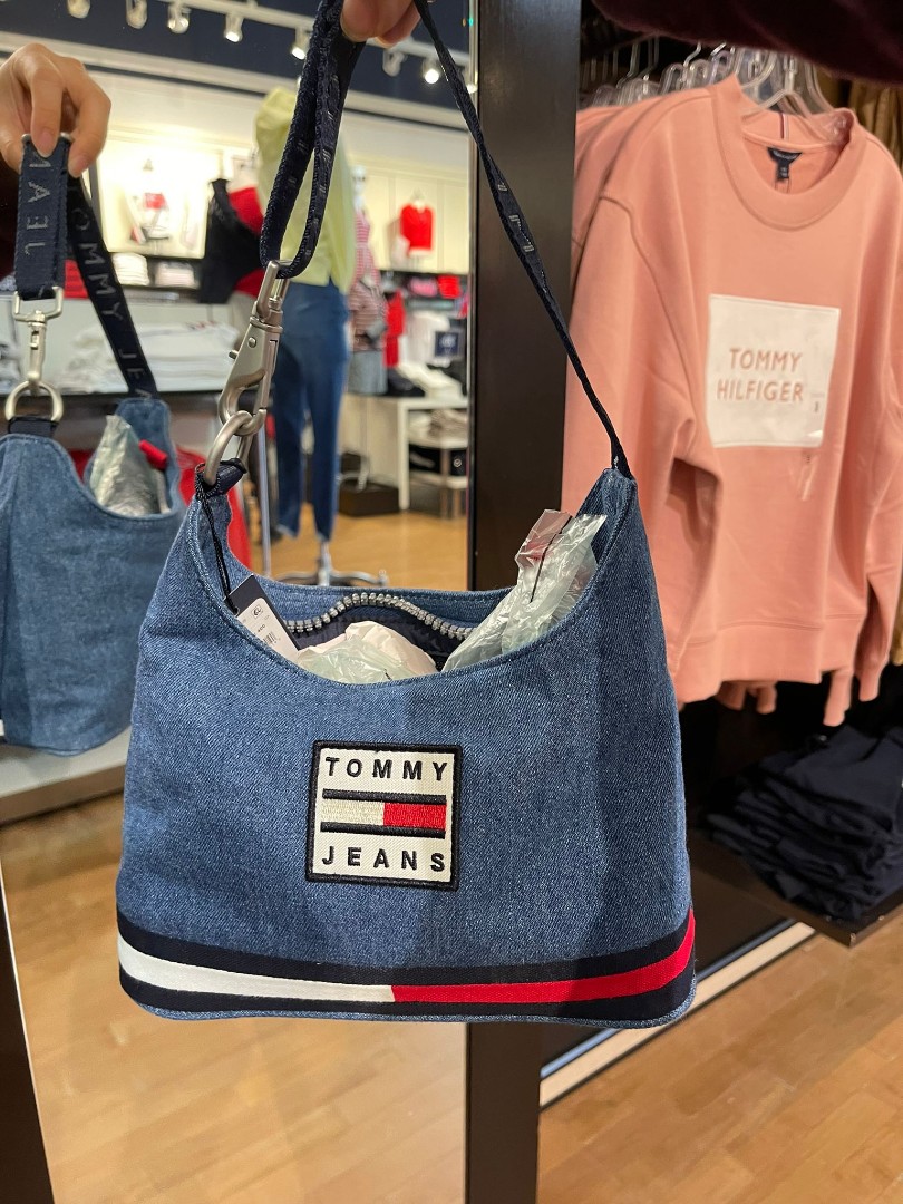Tommy SUPER SALE Tommy