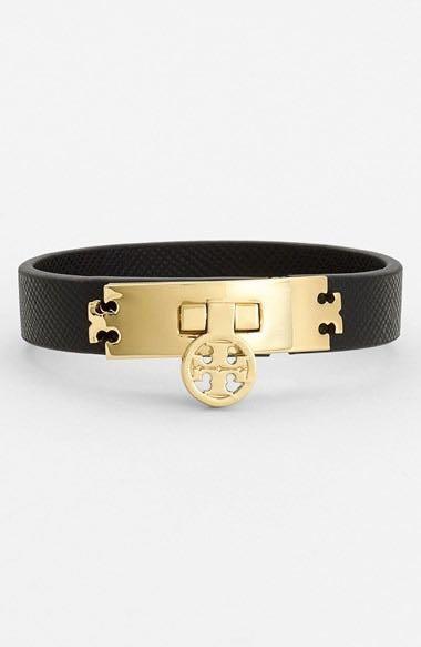 Tory Burch Logo-Turnlock Leather Bracelet Black, Women's Fashion, Jewelry &  Organisers, Bracelets on Carousell