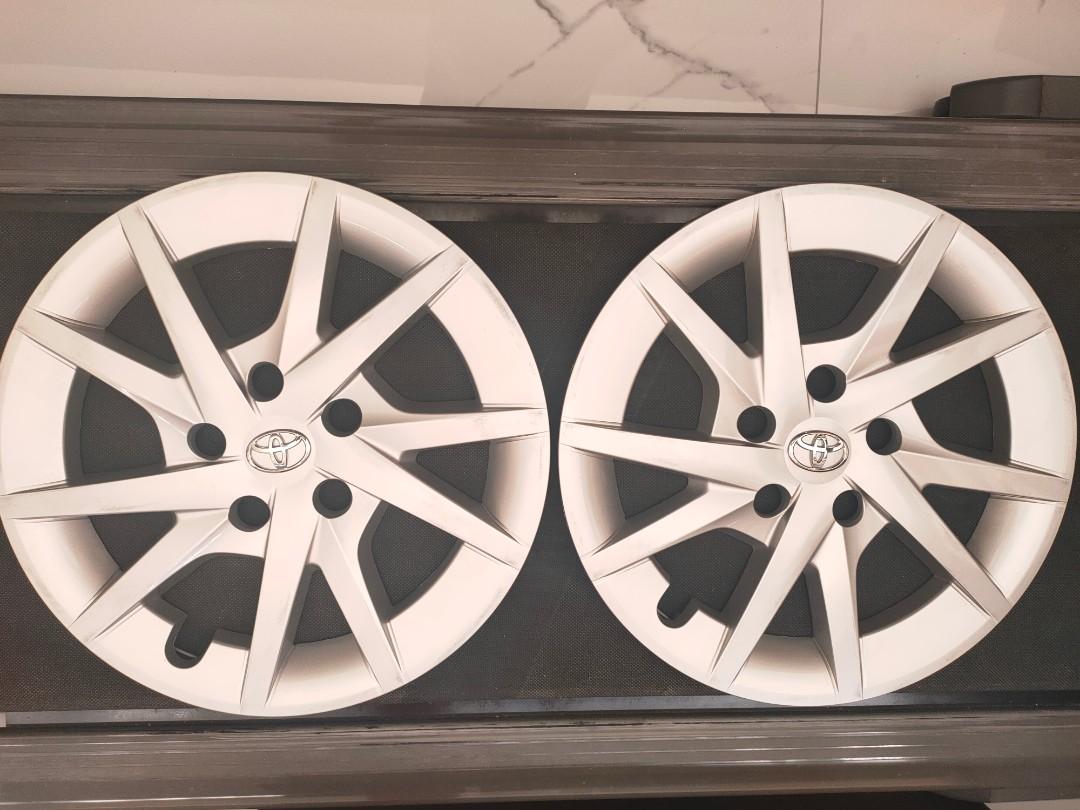 Toyota Prius plus wheel s hub cover. Car Accessories Tyres