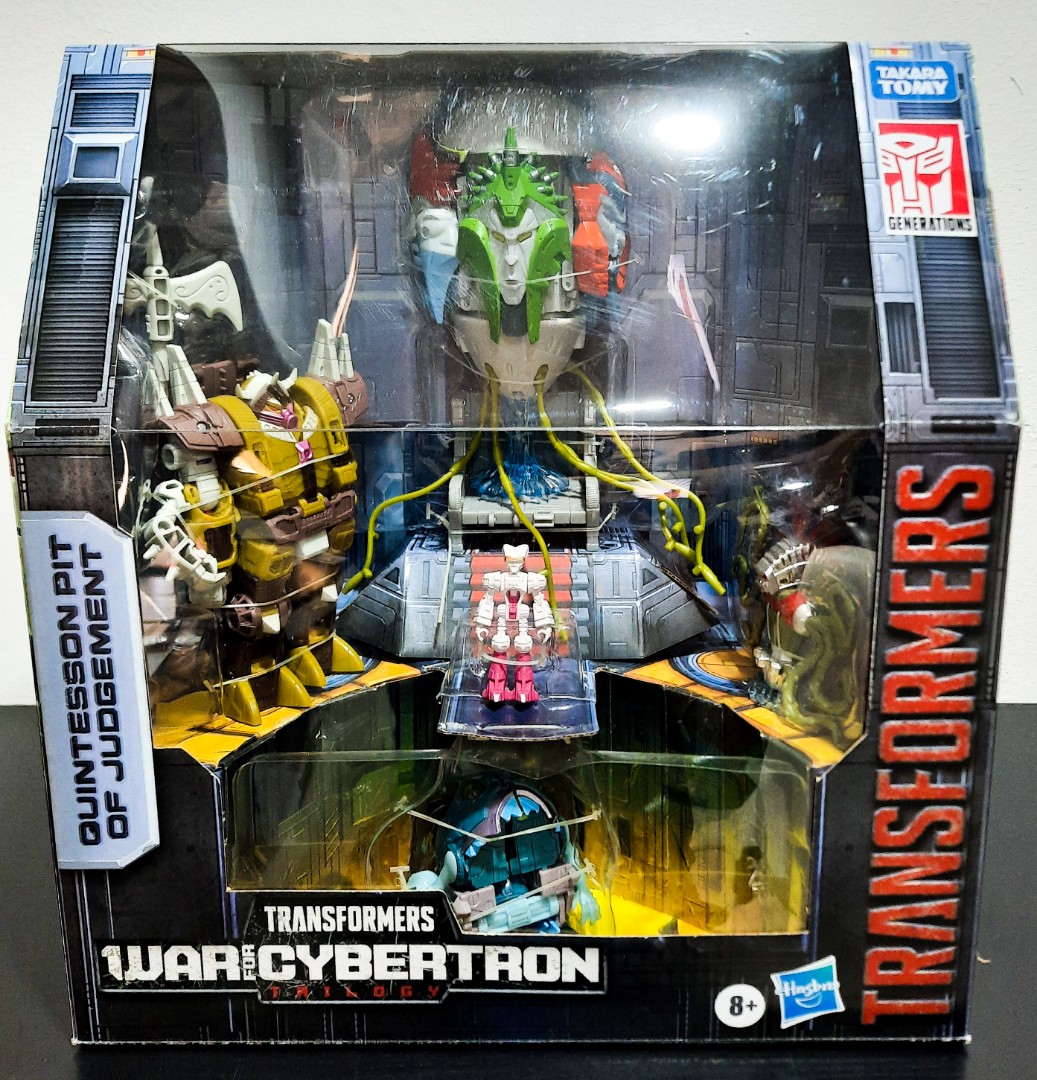 Transformers Generations War for Cybertron Trilogy Quintesson Pit of