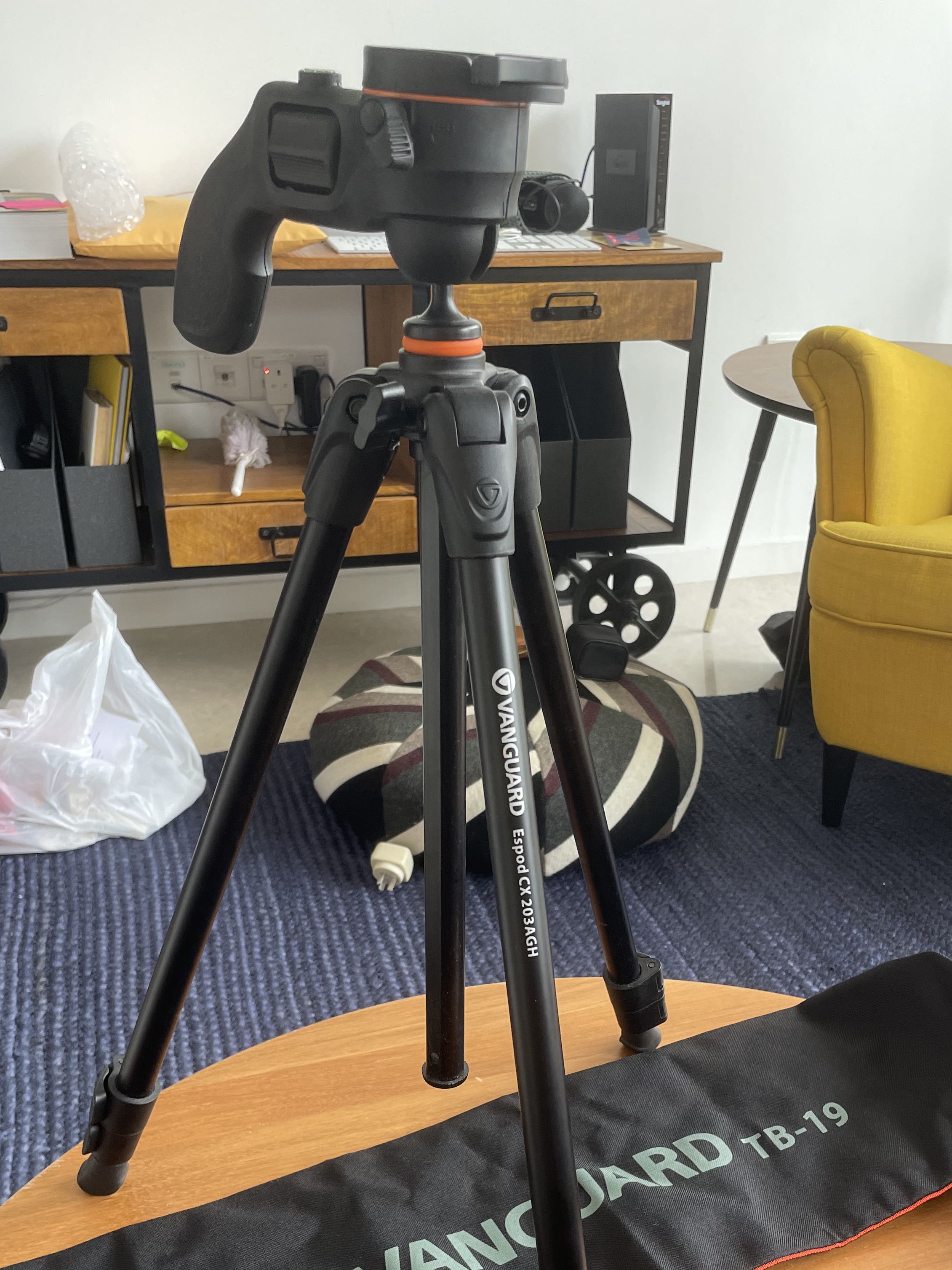 Tripod Vanguard Espod CX203AH, Photography, Photography Accessories