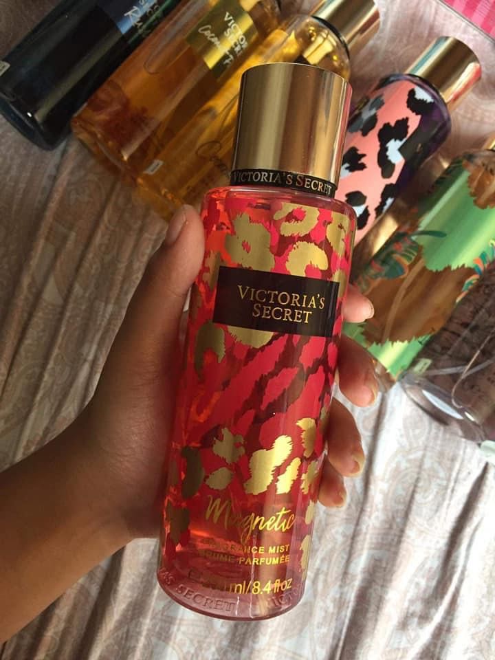 Victoria s Secret Magnetic