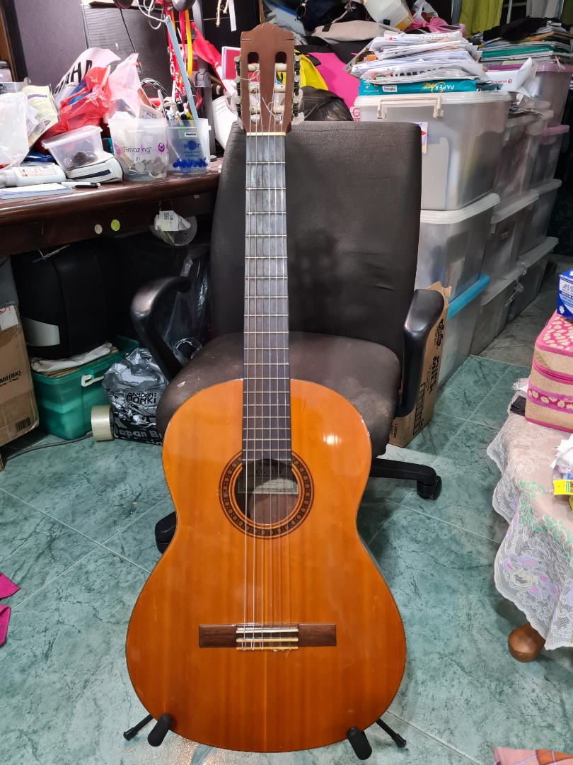 Yamaha CG111S classical guitar Hobbies Toys Music Media