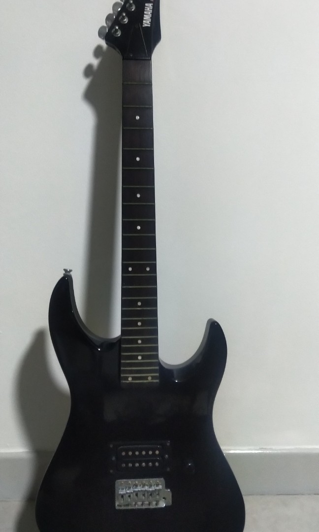 Yamaha RGX110 (Lelong), Hobbies & Toys, Music & Media, Musical