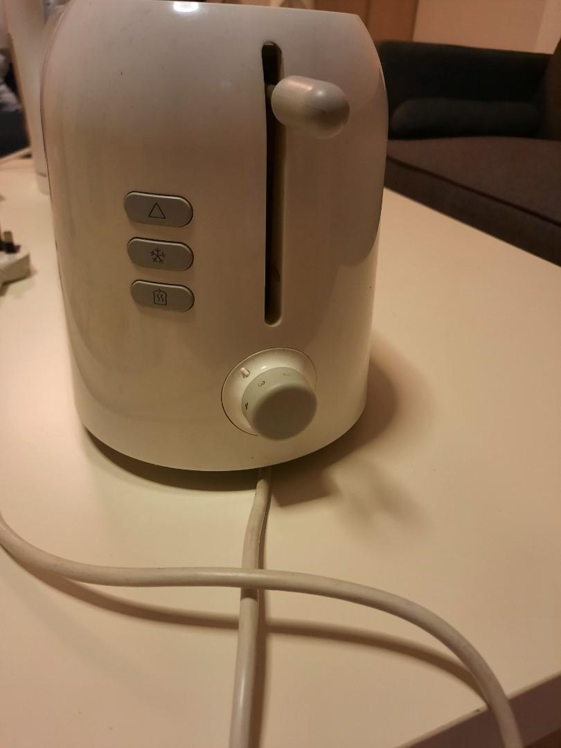 4 slice Kenwood toaster TTP210, TV & Home Appliances, Kitchen