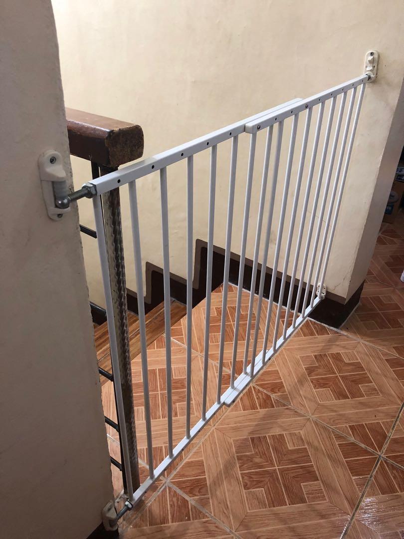Ace Hardware Stair Gate, Babies & Kids, Baby Nursery & Kids Furniture, Safety Gates, Locks