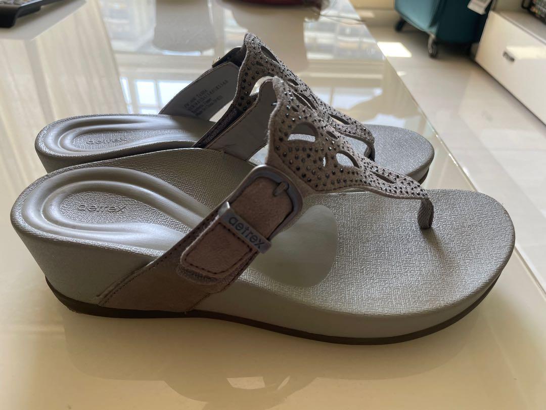 Aetrex Thong Wedge Women s Fashion Footwear Flipflops and