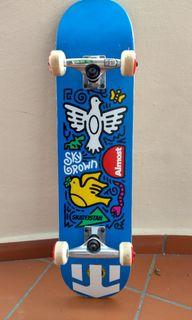 Almost complete skateboard 31"