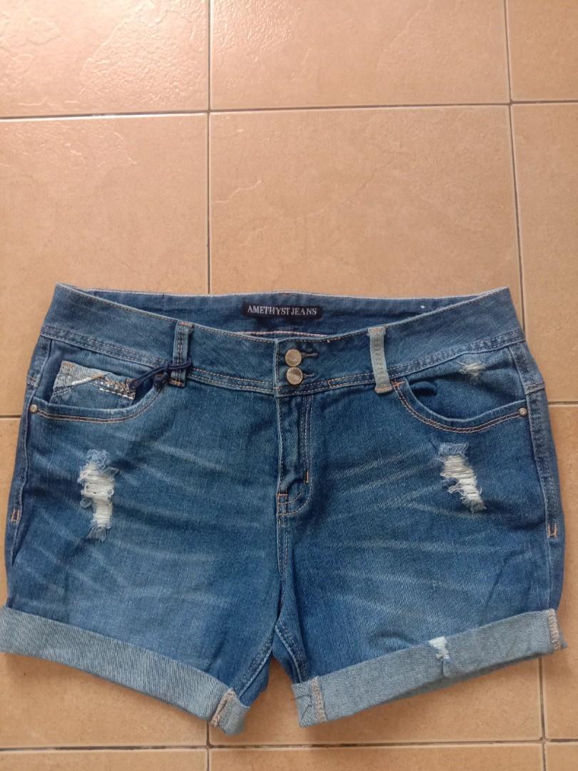 AMETHYST JEANS TATTERED SHORTS Women s Fashion Bottoms Shorts